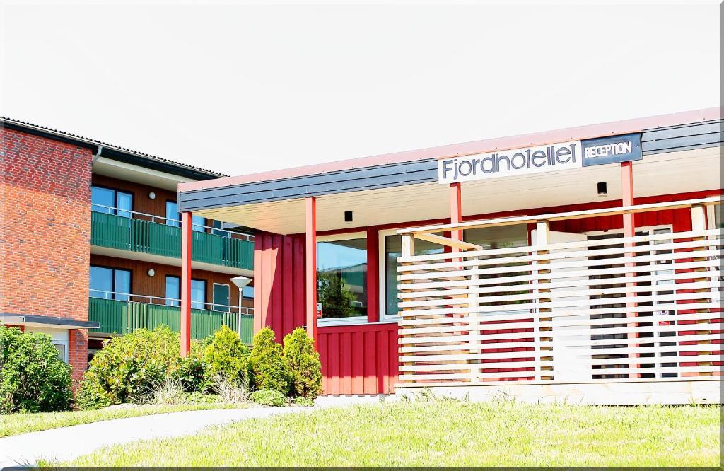 Fjordhotellet Люсешил Екстериор снимка